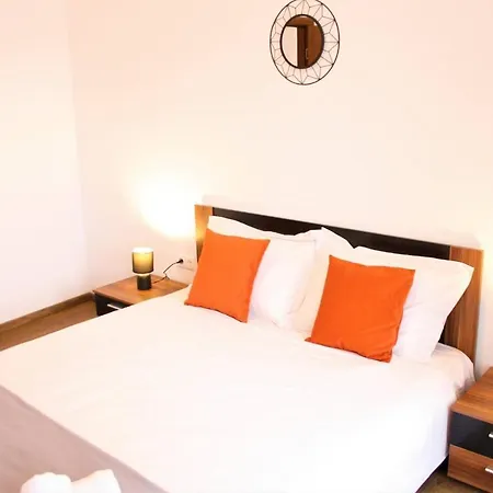 Contemporary Vibe - Paris 3