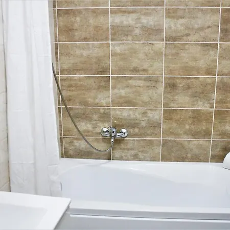 Contemporary Vibe - Paris 3 クルージュ＝ナポカ