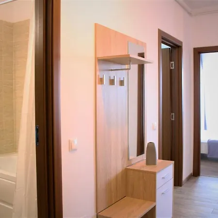 Contemporary Vibe - Paris 3 クルージュ＝ナポカ