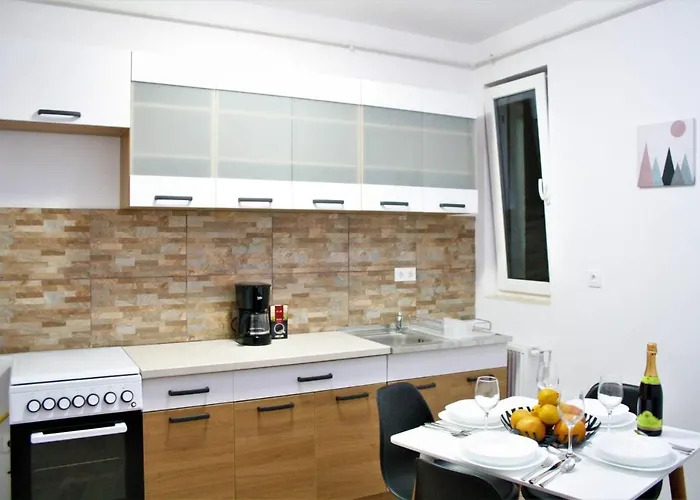 Апартаменты Contemporary Vibe - Paris 3 *